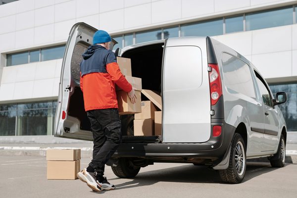 Louez un utilitaire à nice : flexibilité et choix variés